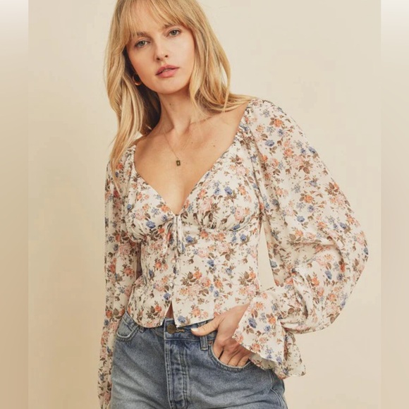 Vici FLORAL BUTTON DOWN TOP- IVORY/OLIVE with pink and blue flowers - Picture 2 of 10